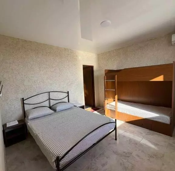 Otel Urekistan