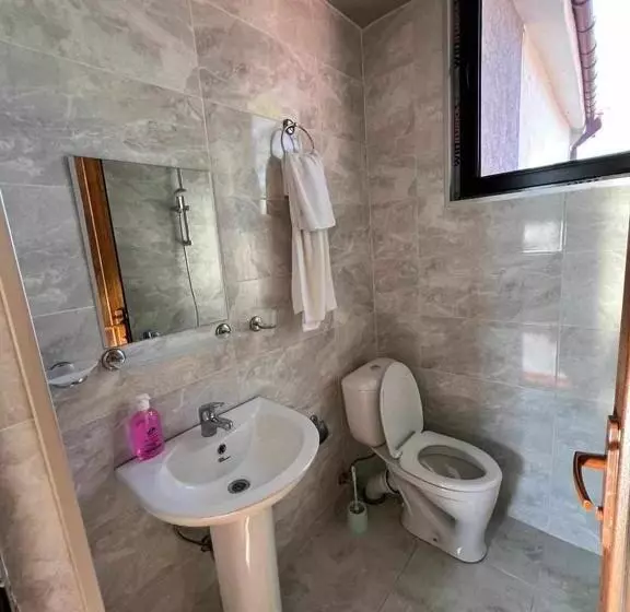 Otel Urekistan