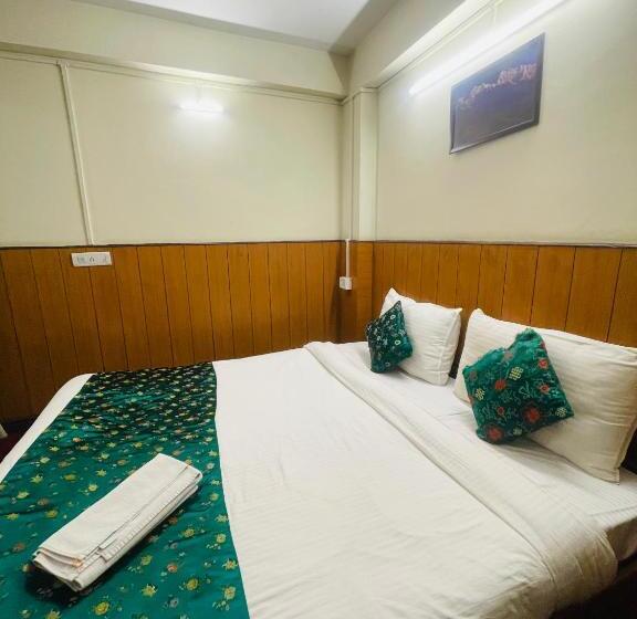 膳宿费 City House By Hsot