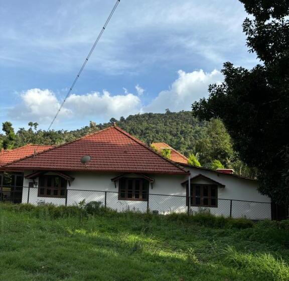 膳宿费 Estate Stay