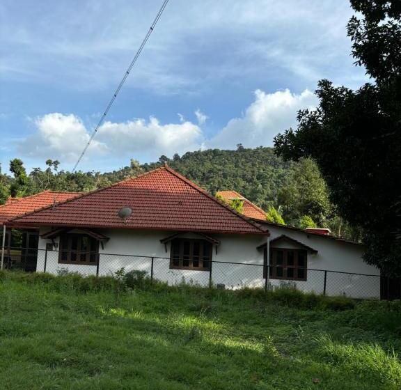 膳宿费 Estate Stay