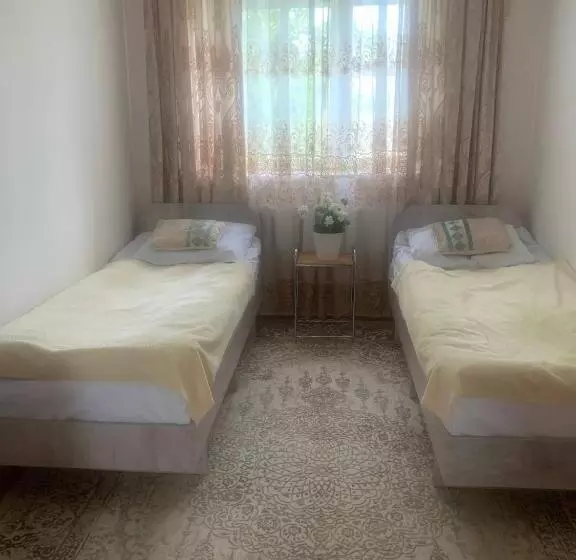 پانسیون Guest House Ai Zhar