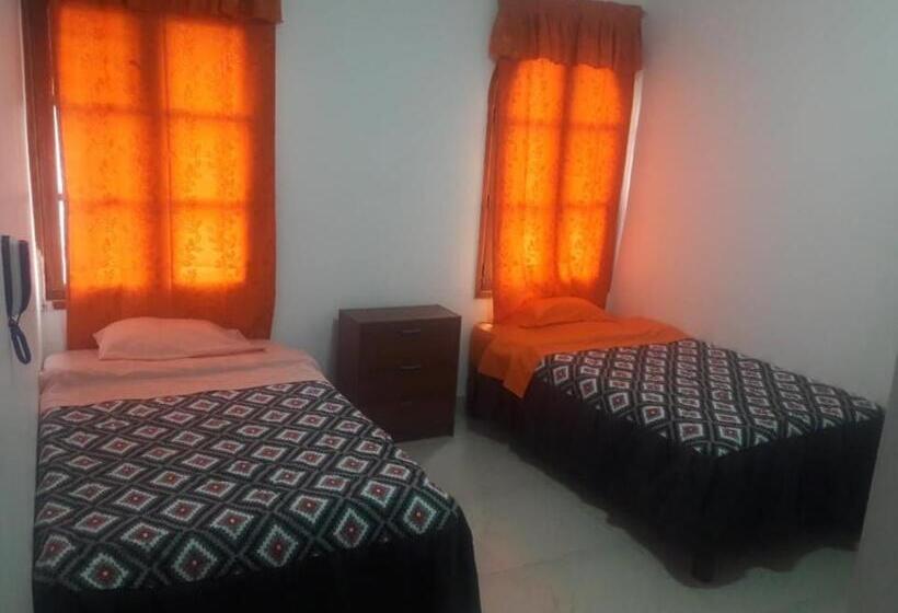 Pension Hostal Imperio