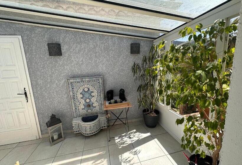 ペンション La Villa Des Oliviers