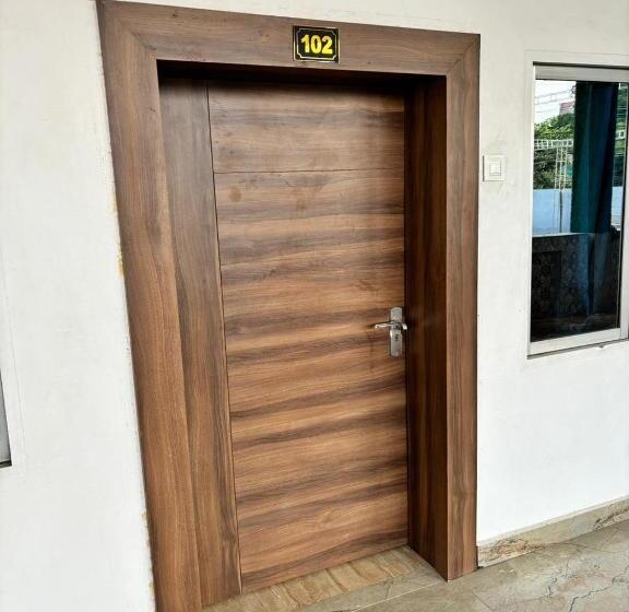 פנסיון Parwati Marriage Lawn