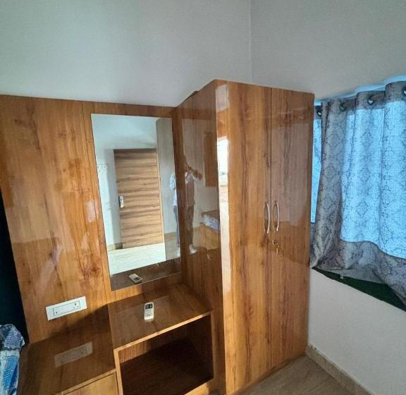 פנסיון Parwati Marriage Lawn