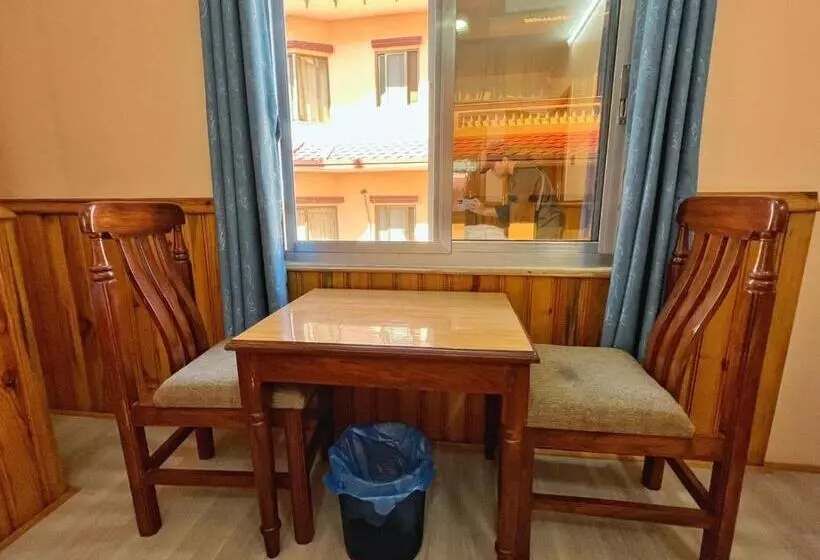 پانسیون Sanjie Bhumi Guest House