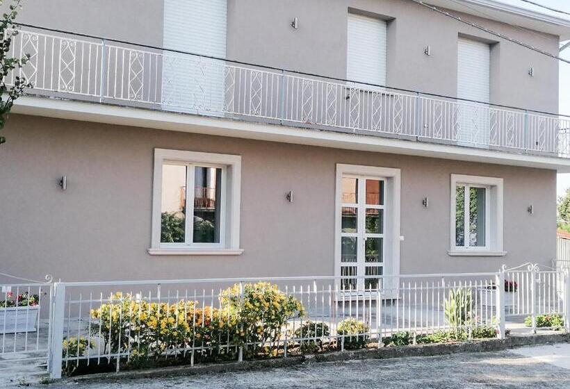 Пансион Villa Elena