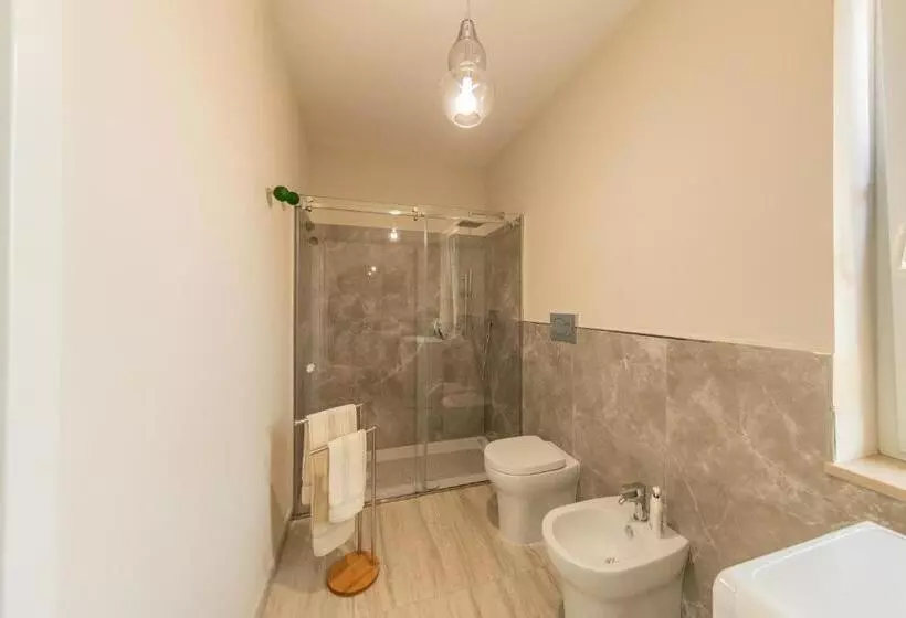 ペンション Villa Elena