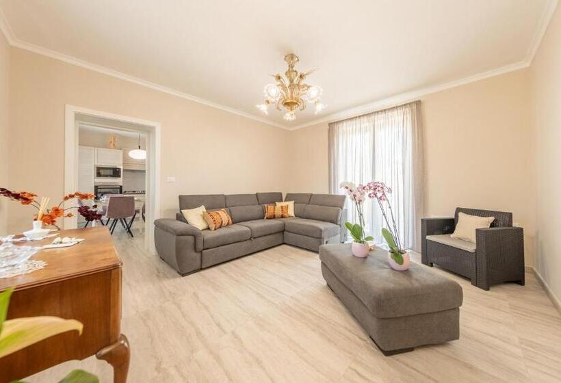 Пансион Villa Elena