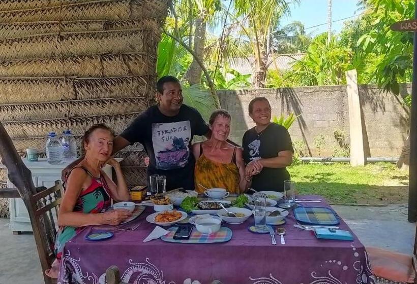 Slow Living Guesthouse And Hostel