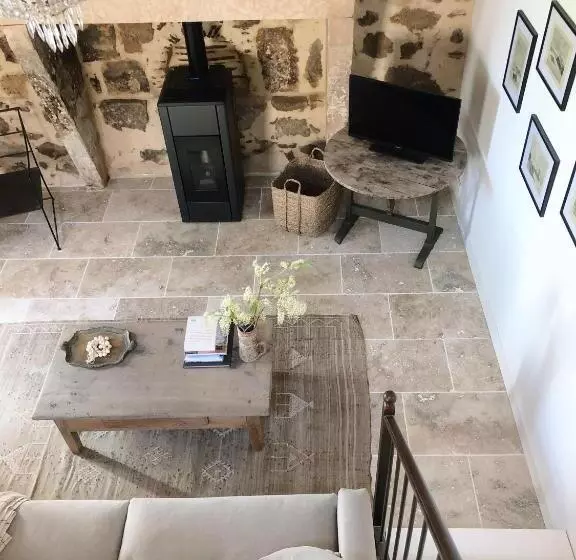Aamiaismajoitus (B&B) Chambre D Hotes Lou Viradis