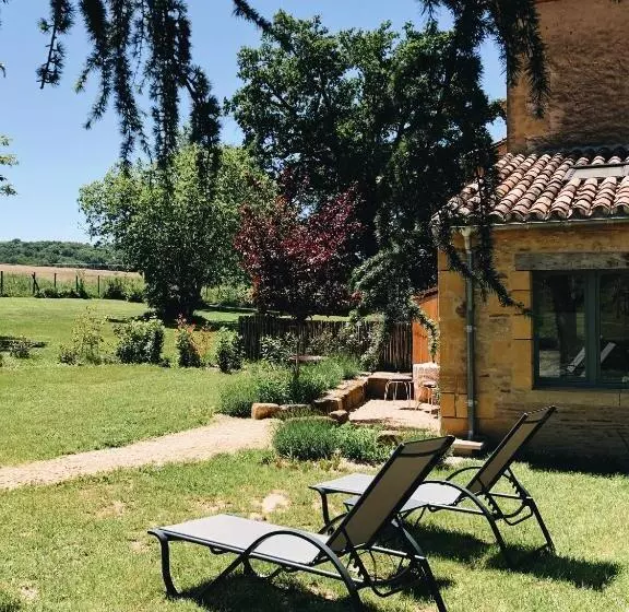 Aamiaismajoitus (B&B) Chambre D Hotes Lou Viradis