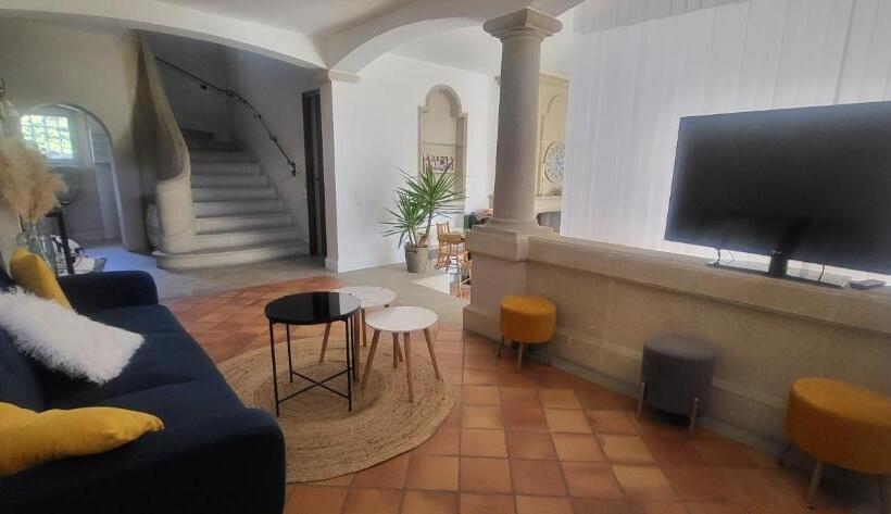 تختخواب و صبحانه Demeure La Solédad