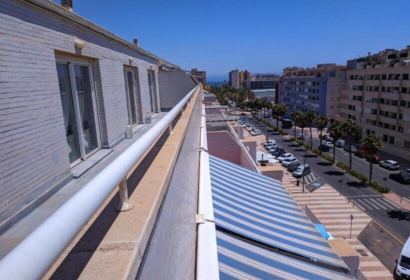 تختخواب و صبحانه El Mirador De La Urba