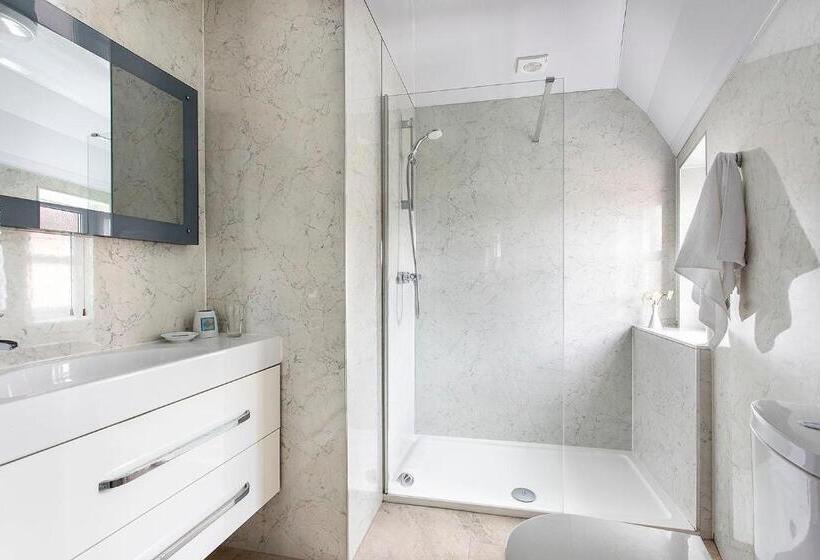 住宿加早餐  Fisher Arms Pub