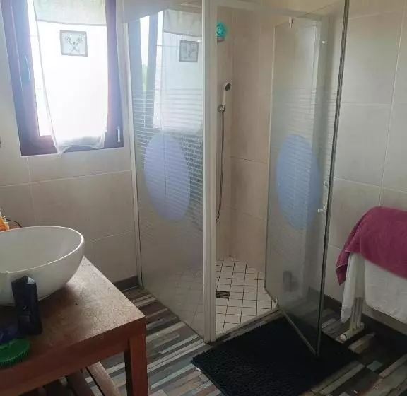 Aamiaismajoitus (B&B) Hébergement 24h Du Mans