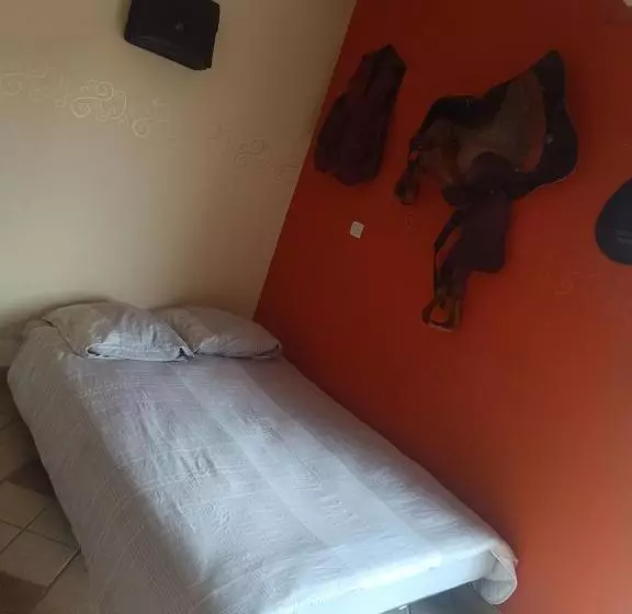 Aamiaismajoitus (B&B) Hébergement 24h Du Mans