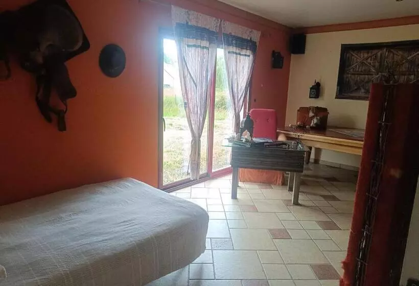 Aamiaismajoitus (B&B) Hébergement 24h Du Mans