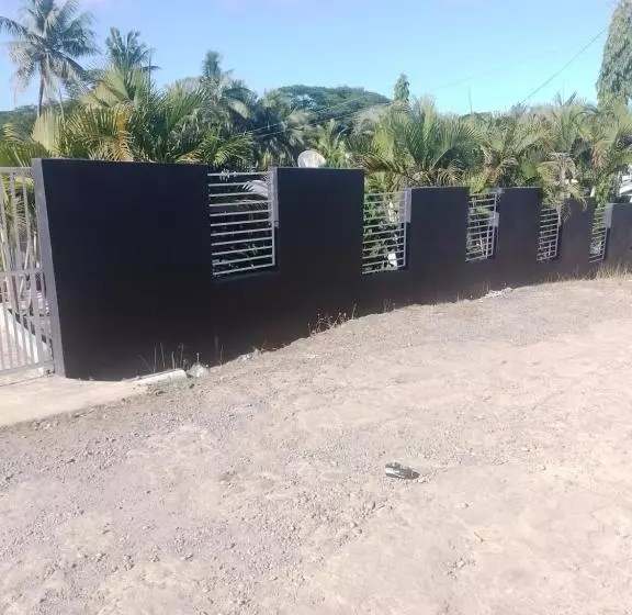 Aamiaismajoitus (B&B) Home Away From Home