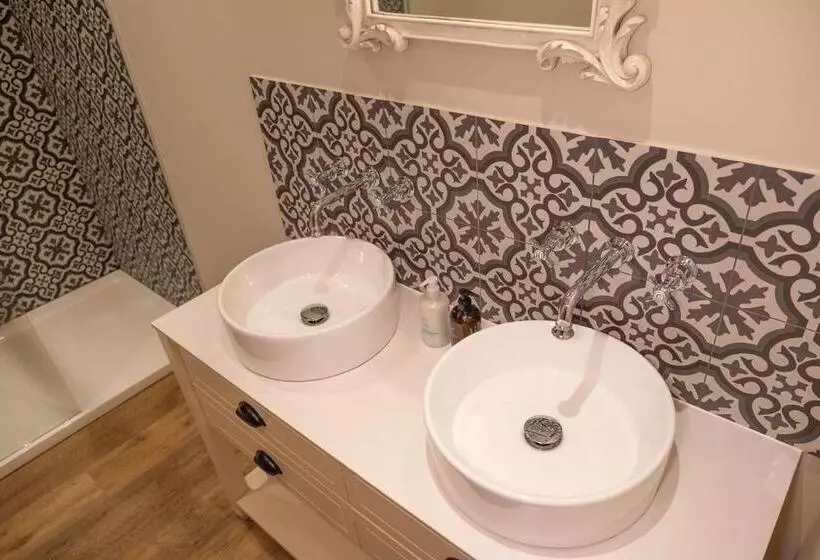 Aamiaismajoitus (B&B) Home Farm House