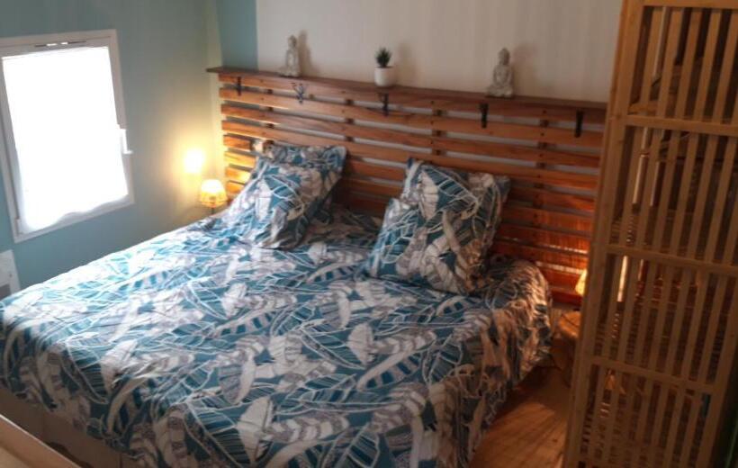 Bed and Breakfast Roses Des Sables