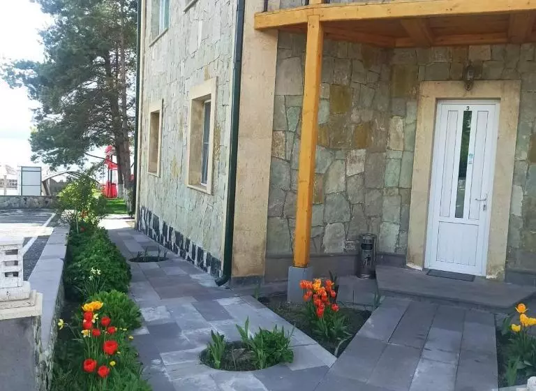 هتل կամբուզ