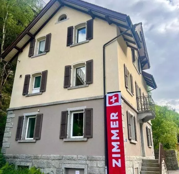 ホテル Haus Biasca