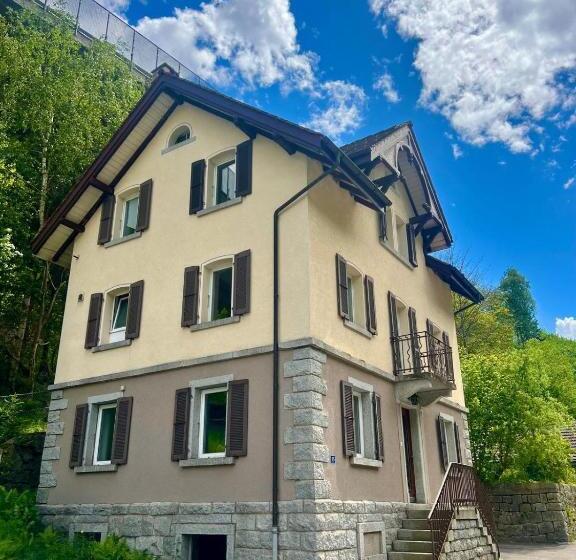 בית מלון כפרי Haus Biasca