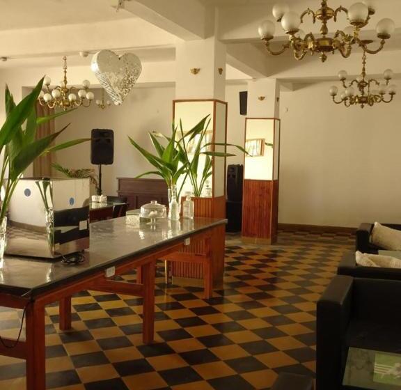 호텔 Hispania Miramar