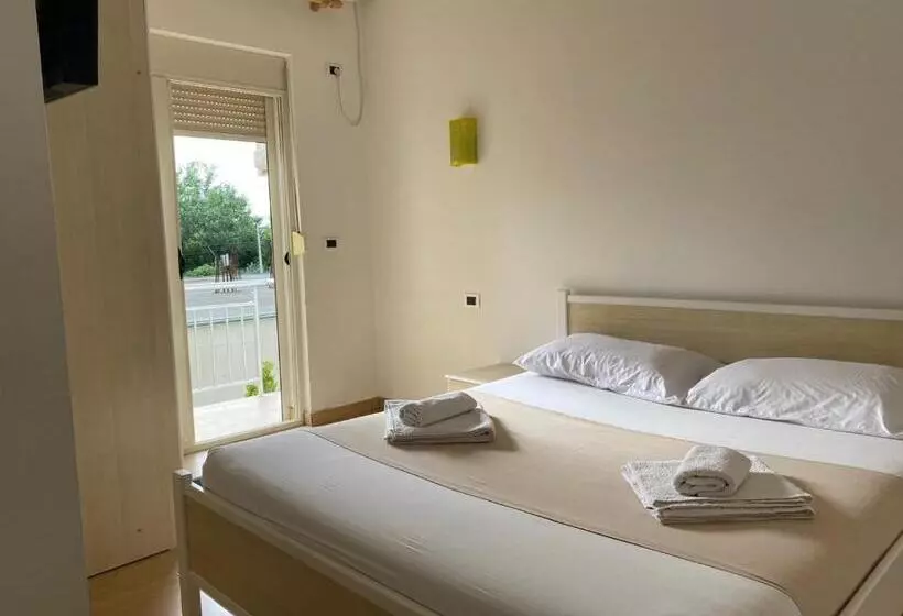 Hotel Prestige