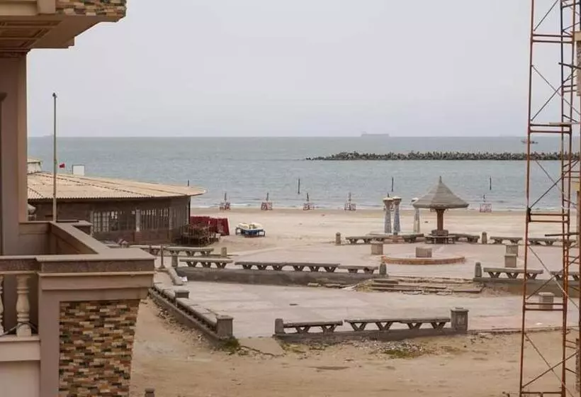 هتل Queen Palace