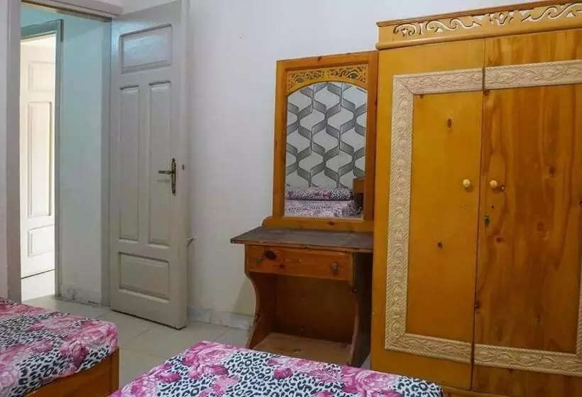 هتل Queen Palace
