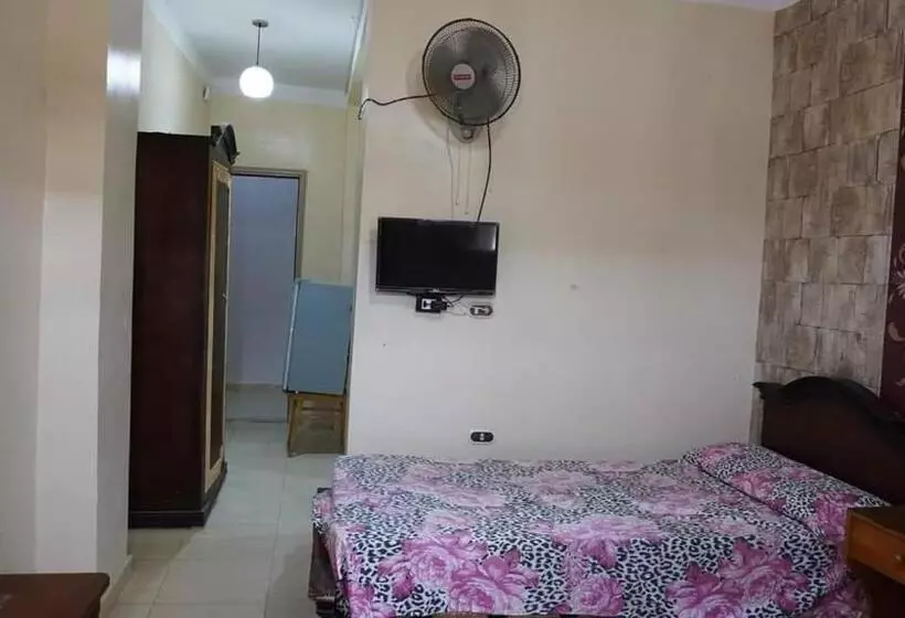 هتل Queen Palace