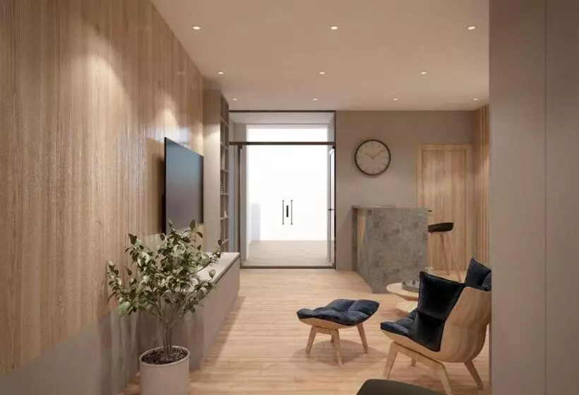 هتل University Boutique Rooms