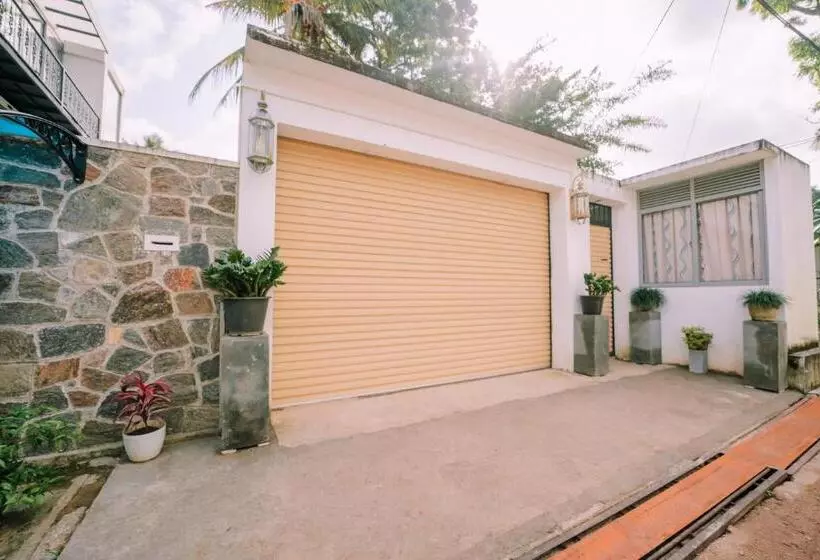 ペンション Bravon Villa