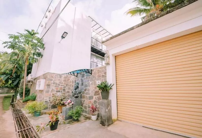 ペンション Bravon Villa