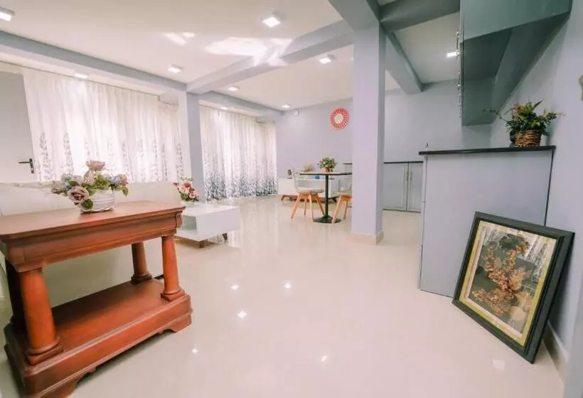 ペンション Bravon Villa