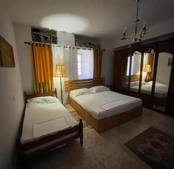 پانسیون Great Wall Guest House