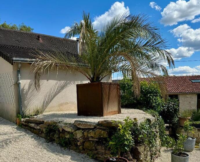 Пансион Le Gîte 24 Proche Du Futuroscope