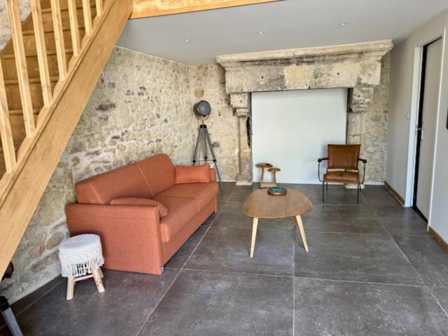 Пансион Le Gîte 24 Proche Du Futuroscope