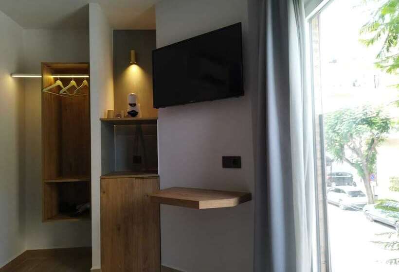 Пансион Plaza Rooms