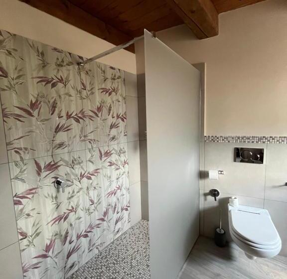 ペンション Sibilroom   Rooms & Wellness