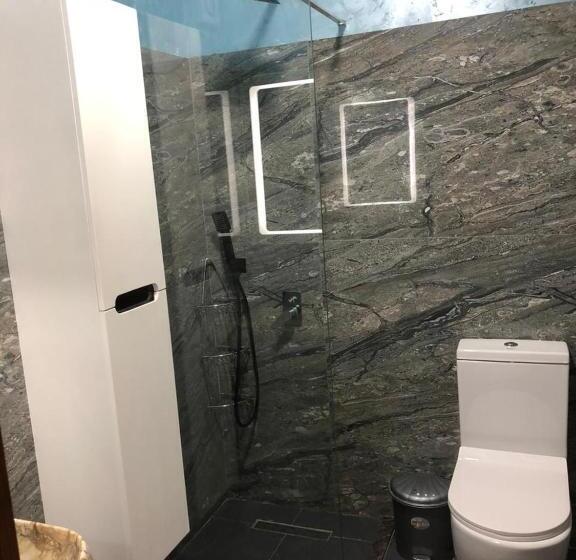 پانسیون Zeneli Alpin Chalet