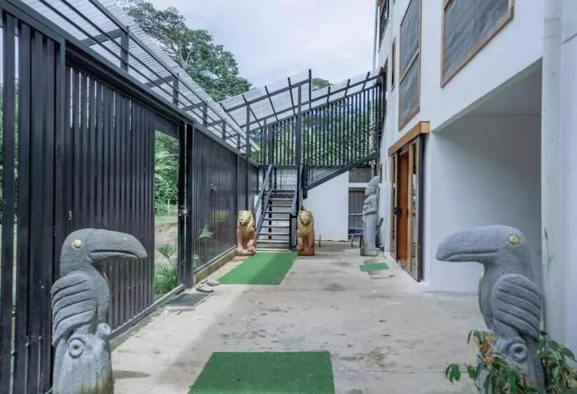 Studio With Ac, Smart Tv, Kitchen, Bath Pool 4