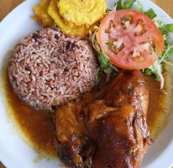 Studio With Ac, Smart Tv, Kitchen, Bath Pool 4