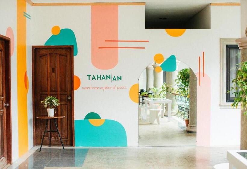 Tahan Hostel