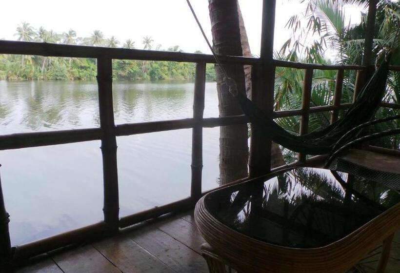 هاستل Arcadia Backpackers & Waterpark