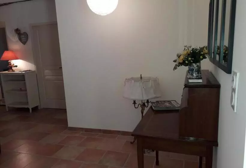 Nocleg ze śniadaniem La Fleur De Lys