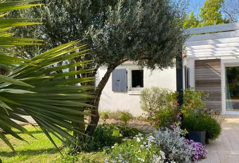 Aamiaismajoitus (B&B) La Maison De Lison